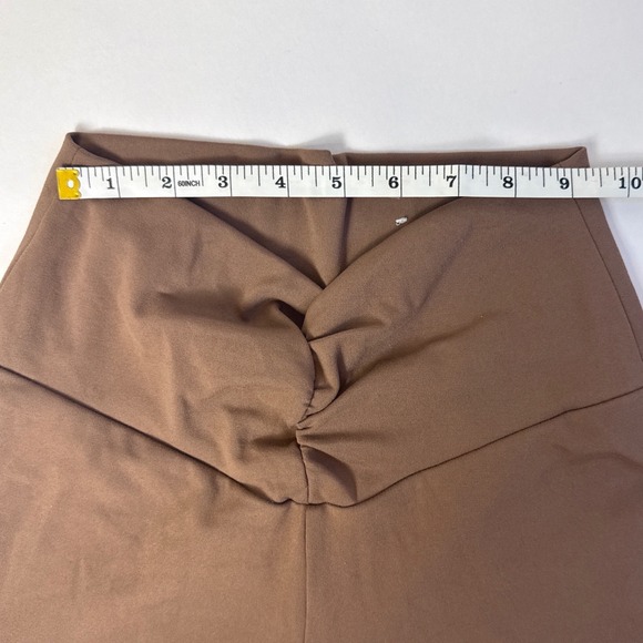 SO Womens High Waisted 7/8 Leggings Set Tan Crossover Twist & Black Small 2PK - Picture 16 of 16